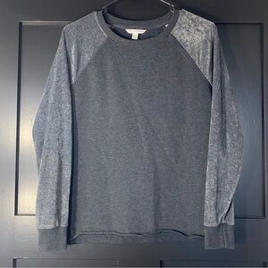 4/$16 American Eagle Top